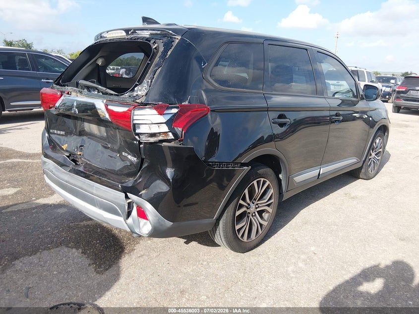 2017 Mitsubishi Outlander VIN JA4AD2A36HZ018419 IAAI salvage auction — NORMAL WEAR, Original (Texas), sold $1,150 on 2026-07-22 (photo 4)