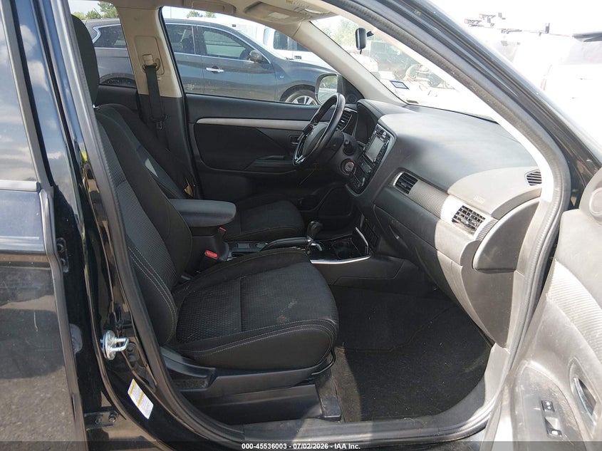 2017 Mitsubishi Outlander VIN JA4AD2A36HZ018419 IAAI salvage auction — NORMAL WEAR, Original (Texas), sold $1,150 on 2026-07-22 (photo 5)