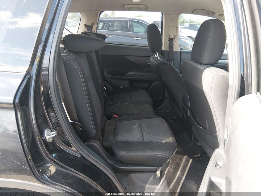 2017 Mitsubishi Outlander VIN JA4AD2A36HZ018419 IAAI salvage auction — NORMAL WEAR, Original (Texas), sold $1,150 on 2026-07-22 (photo 8)
