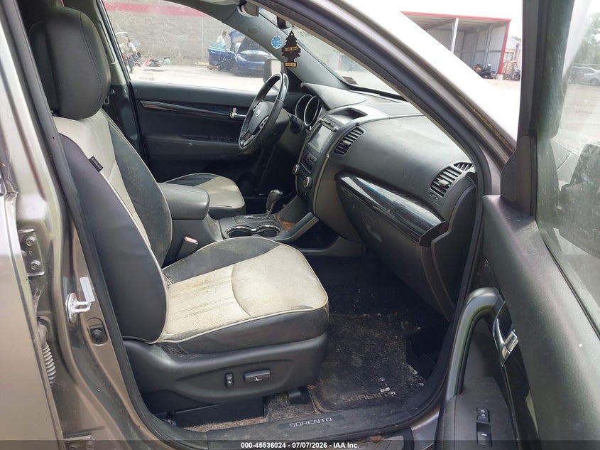 2012 Kia Sorento VIN 5XYKWDA24CG255635 IAAI salvage auction — NORMAL WEAR, Original (Maine), sold $1,850 on 2026-07-13 (photo 5)