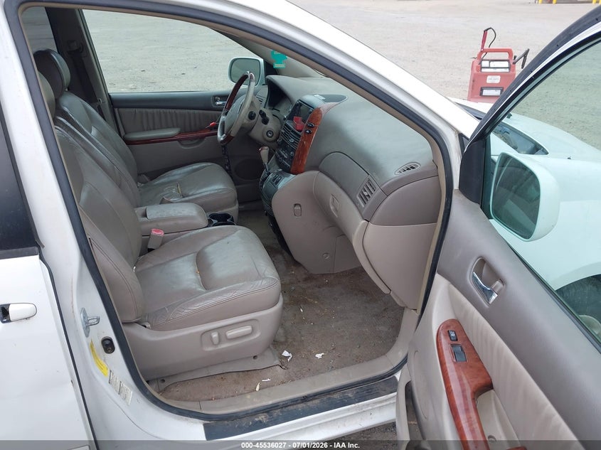 2005 Toyota Sienna VIN 5TDBA22C55S031788 IAAI salvage auction — NORMAL WEAR, Clear (Washington), sold $1,150 on 2026-07-15 (photo 5)