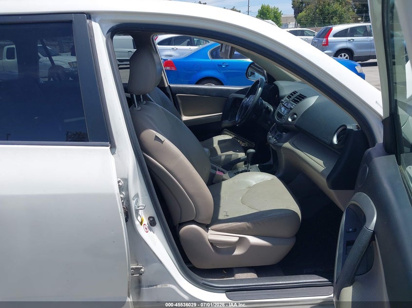 2007 Toyota Rav4 VIN JTMBK31V675033354 IAAI salvage auction — NORMAL WEAR, Clear - Dealer Only (California), sold $1,700 on 2026-07-13 (photo 5)