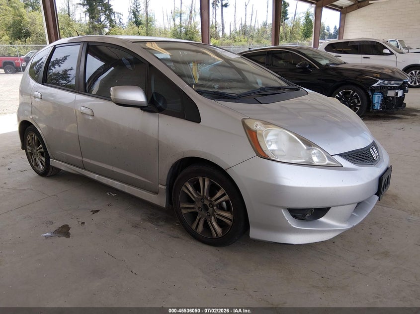 2011 Honda Fit VIN JHMGE8H5XBS009518 IAAI salvage auction — LEFT FRONT, Bill Of Sale (Washington), sold $575 on 2026-08-01 (photo 1)