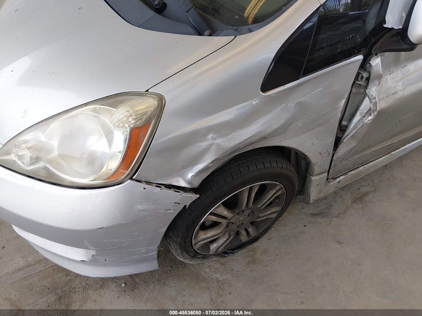 2011 Honda Fit VIN JHMGE8H5XBS009518 IAAI salvage auction — LEFT FRONT, Bill Of Sale (Washington), sold $575 on 2026-08-01 (photo 6)