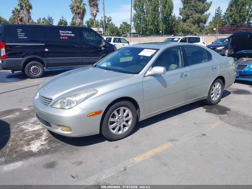2003 Lexus Es 300 VIN JTHBF30G935038435 IAAI salvage auction — NORMAL WEAR, Clear-Dealer Only (Utah), sold $500 on 2026-07-20 (photo 2)