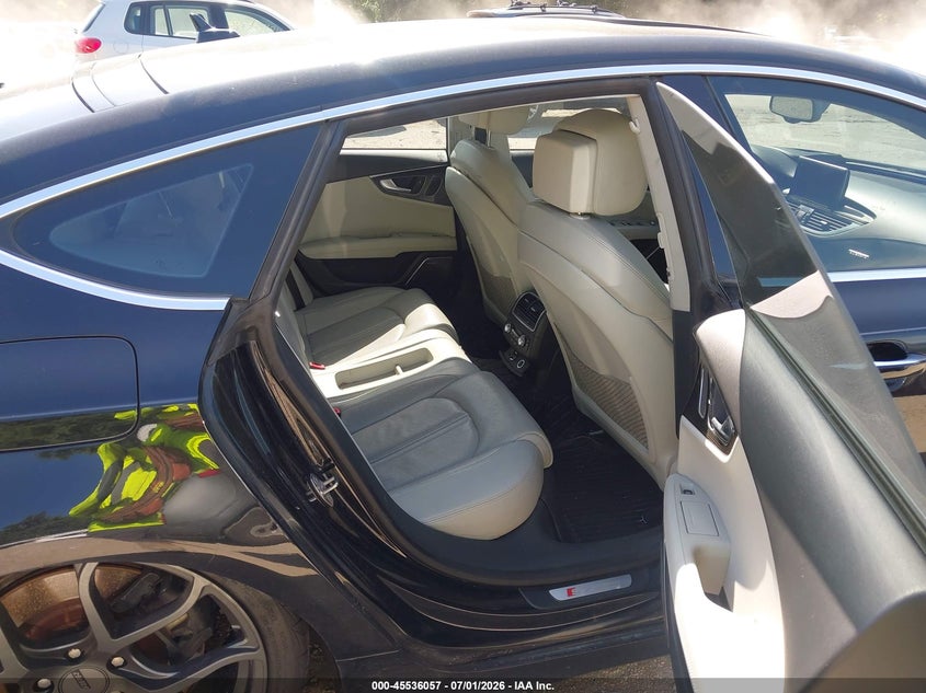 2013 Audi S7 VIN WAU32AFC2DN130530 IAAI salvage auction — NORMAL WEAR, Clear (Missouri), sold $2,225 on 2026-07-08 (photo 8)
