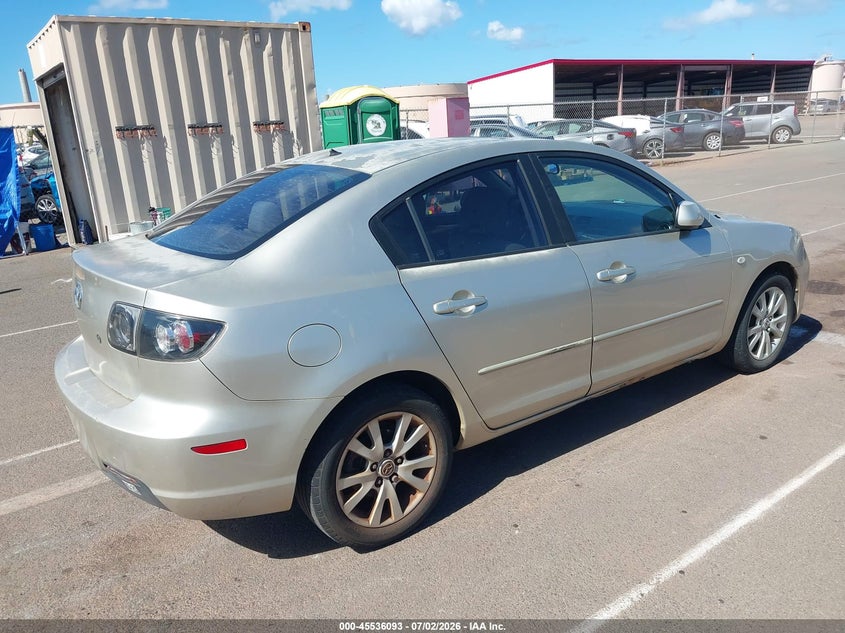 2007 Mazda 3 VIN JM1BK32F271770811 IAAI salvage auction — NORMAL WEAR, Clear (Hawaii), sold $125 on 2026-07-28 (photo 4)
