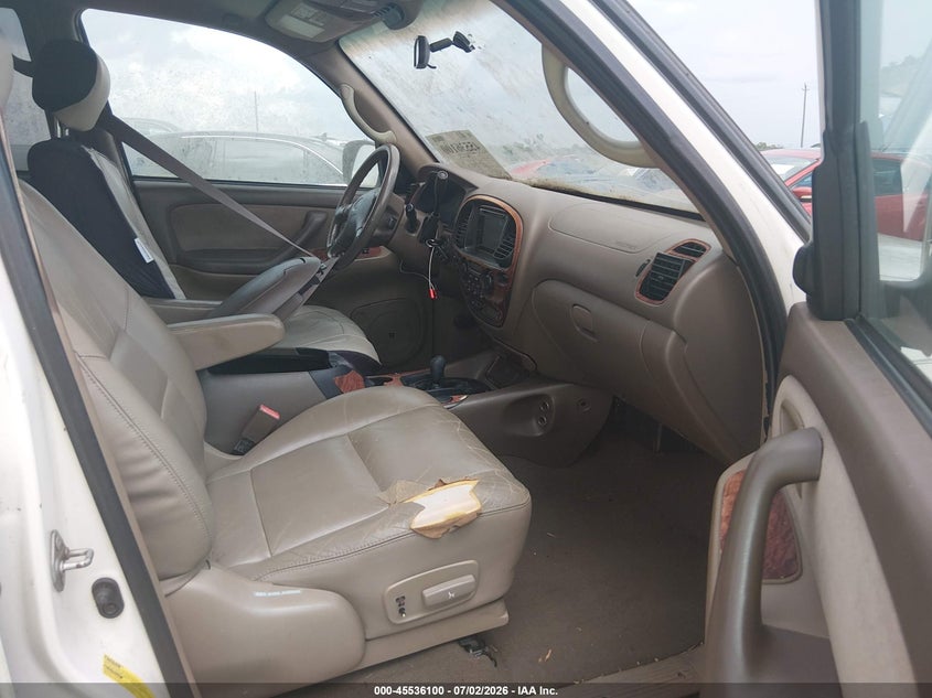 2001 Toyota Sequoia VIN 5TDBT44A61S041855 IAAI salvage auction — NORMAL WEAR, Original (Texas), sold $425 on 2026-07-10 (photo 5)