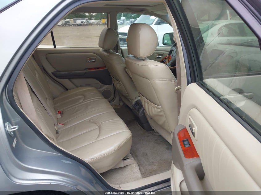 2002 Lexus Rx 300 VIN JTJHF10U520264034 IAAI salvage auction — NORMAL WEAR, Clear (Washington), sold $450 on 2026-07-29 (photo 8)