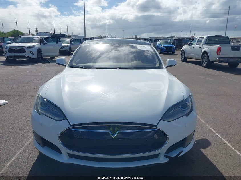2015 Tesla Model s VIN 5YJSA1S24FF095327 IAAI salvage auction — NORMAL WEAR, Clear (Hawaii), sold $525 on 2026-07-21 (photo 6)