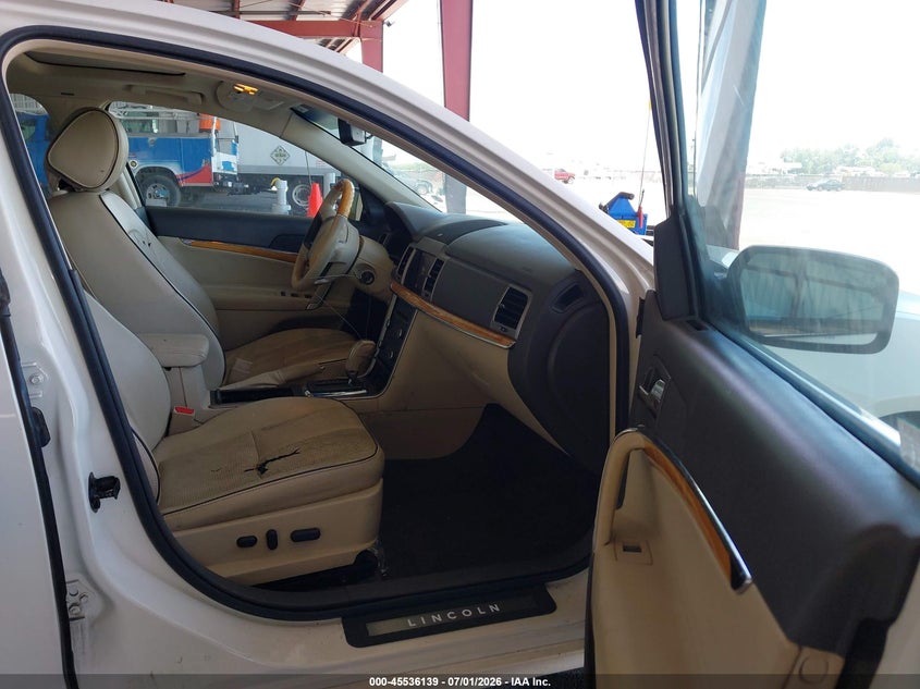 2012 Lincoln Mkz VIN 3LNDL2L36CR810582 IAAI salvage auction — NORMAL WEAR, Clear - Dealer Only (California), sold $650 on 2026-07-17 (photo 5)