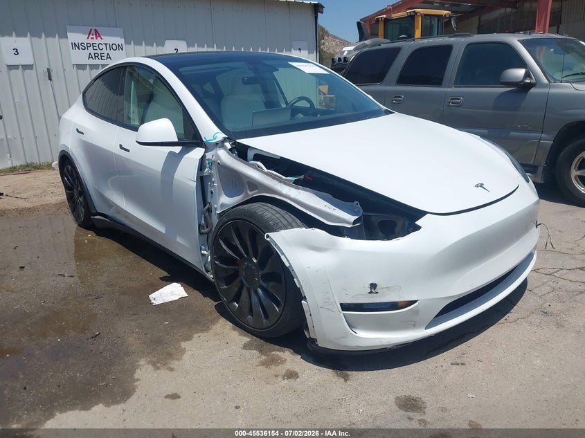 2022 Tesla Model y VIN 7SAYGDEF4NF490019 IAAI salvage auction — RIGHT FRONT, Clear (California), sold $17,950 on 2026-07-14 (photo 1)