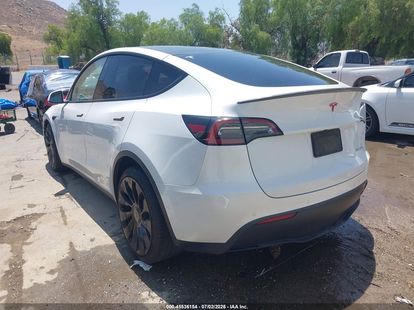 2022 Tesla Model y VIN 7SAYGDEF4NF490019 IAAI salvage auction — RIGHT FRONT, Clear (California), sold $17,950 on 2026-07-14 (photo 3)