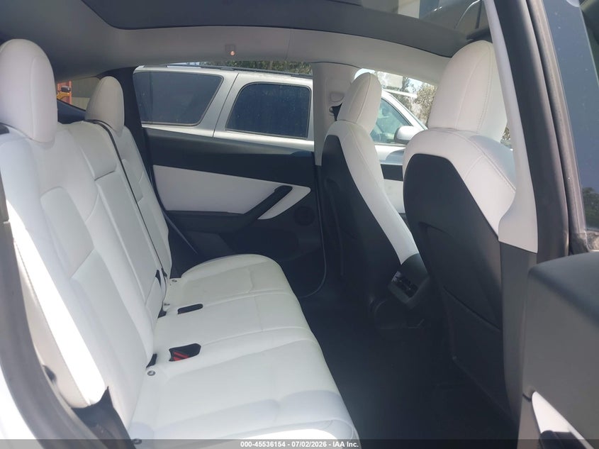 2022 Tesla Model y VIN 7SAYGDEF4NF490019 IAAI salvage auction — RIGHT FRONT, Clear (California), sold $17,950 on 2026-07-14 (photo 8)