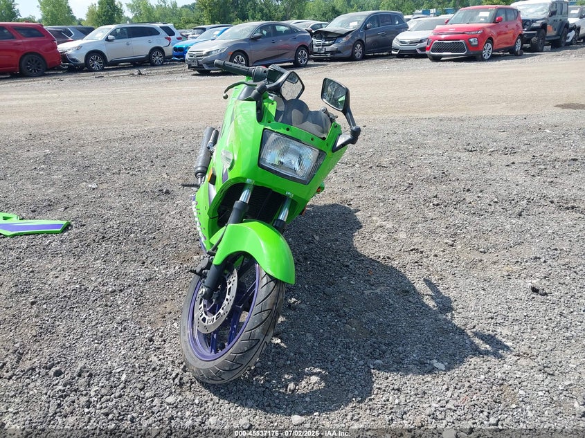 2000 Kawasaki Ex250 VIN JKAEXMF17YA071706 IAAI salvage auction — SIDE, Salvage (Ohio), sold $25 on 2026-07-28 (photo 5)