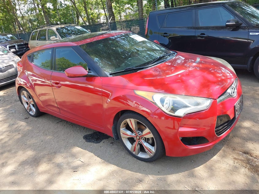 2013 Hyundai Veloster VIN KMHTC6ADXDU137563 IAAI salvage auction — NORMAL WEAR, Clear (Virginia), sold $25 on 2026-07-23 (photo 1)