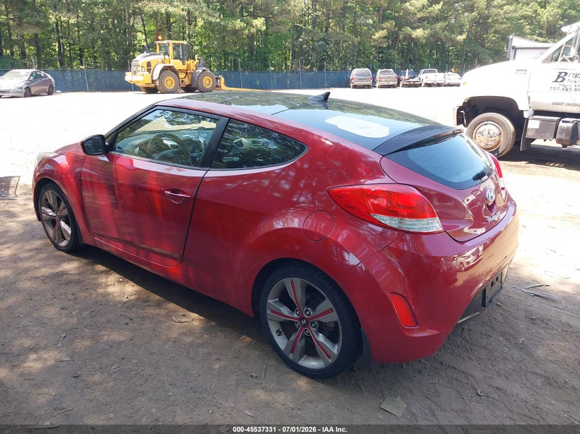 2013 Hyundai Veloster VIN KMHTC6ADXDU137563 IAAI salvage auction — NORMAL WEAR, Clear (Virginia), sold $25 on 2026-07-23 (photo 3)