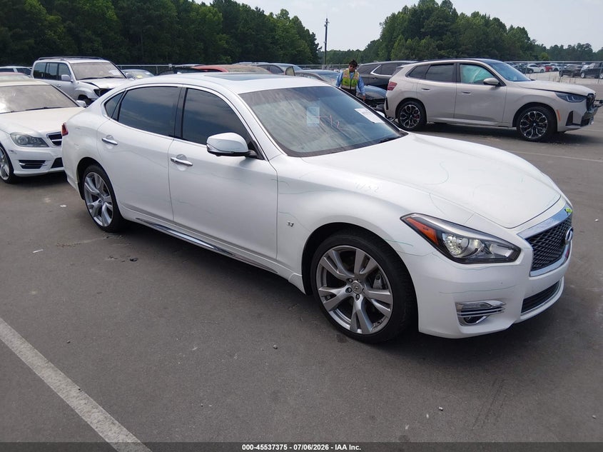 2019 Infiniti Q70 VIN JN1BY1PR7KM725203 — IAAI salvage auction photo