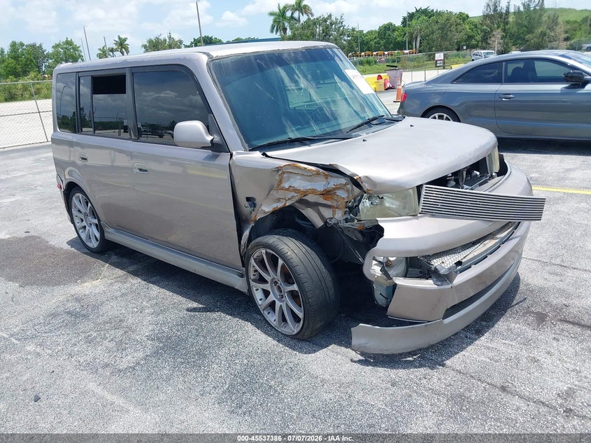 2005 Scion Xb VIN JTLKT334850171168 IAAI salvage auction — LEFT & RIGHT, Rebuildable (Florida), sold $400 on 2026-07-30 (photo 1)