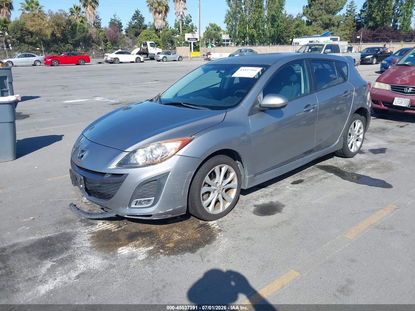 2011 Mazda 3 VIN JM1BL1K67B1361715 IAAI salvage auction — NORMAL WEAR, Salvage (California), sold $350 on 2026-07-29 (photo 2)