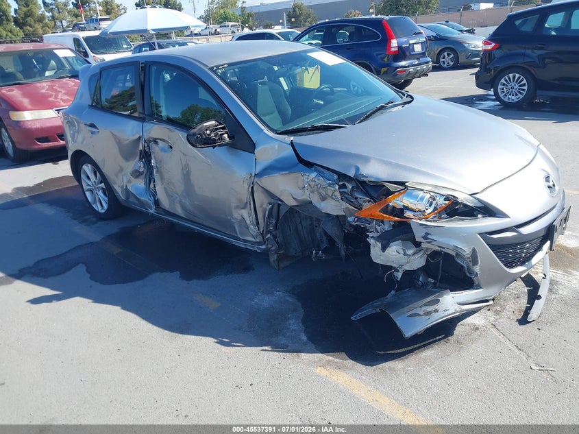 2011 Mazda 3 VIN JM1BL1K67B1361715 IAAI salvage auction — NORMAL WEAR, Salvage (California), sold $350 on 2026-07-29 (photo 6)