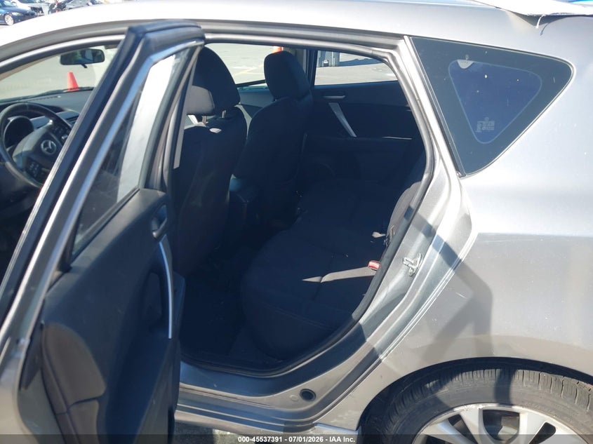 2011 Mazda 3 VIN JM1BL1K67B1361715 IAAI salvage auction — NORMAL WEAR, Salvage (California), sold $350 on 2026-07-29 (photo 8)