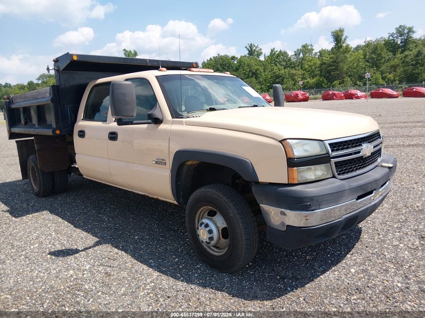 2006 Chevrolet Silverado 3500 VIN 1GBJC33D76F257100 — IAAI salvage auction photo