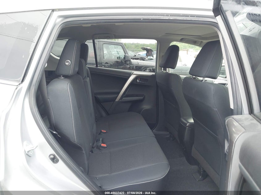 2018 Toyota Rav 4 VIN JTMRFREV2JJ235199 IAAI salvage auction — REAR END, Salvage (Virginia), sold $7,400 on 2026-07-23 (photo 8)