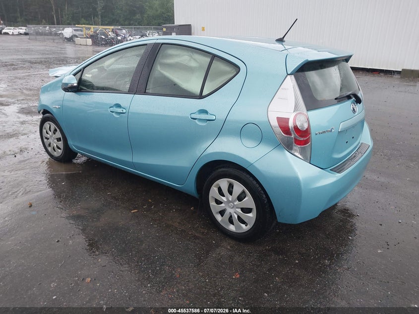 2013 Toyota Prius c VIN JTDKDTB3XD1057604 IAAI salvage auction — FRONT END, Clear (Massachusetts), sold $500 on 2026-07-17 (photo 3)