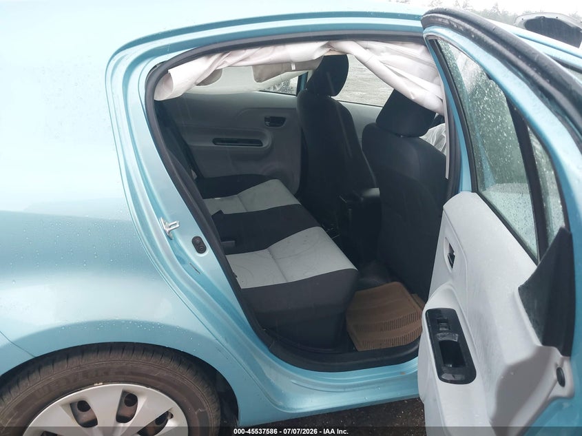 2013 Toyota Prius c VIN JTDKDTB3XD1057604 IAAI salvage auction — FRONT END, Clear (Massachusetts), sold $500 on 2026-07-17 (photo 8)