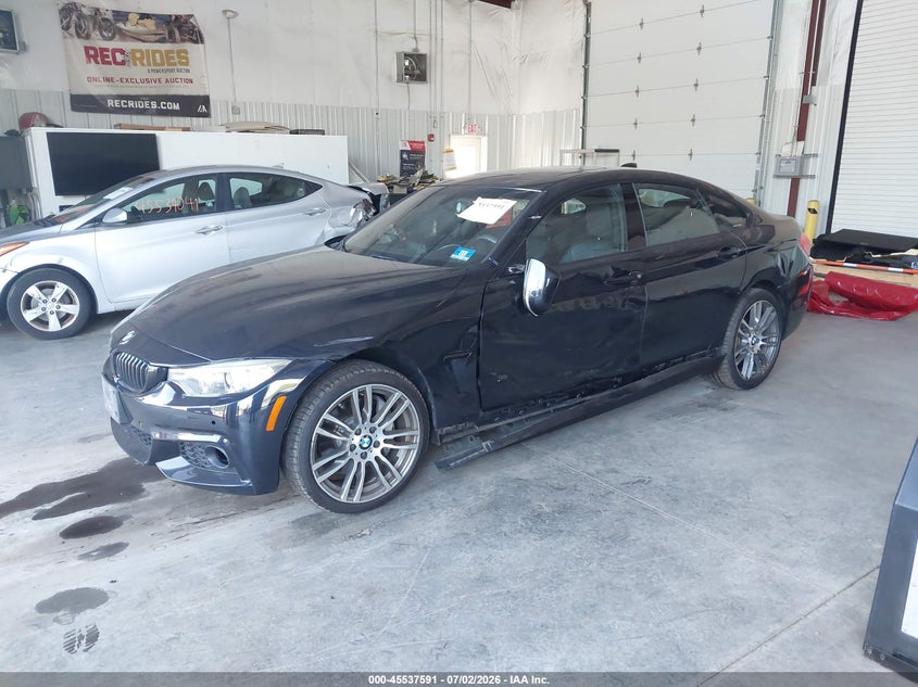 2017 BMW 4er VIN WBA4F9C57HG792224 IAAI salvage auction — SIDE, Salvage Title, sold $5,500 on 2026-08-02 (photo 2)