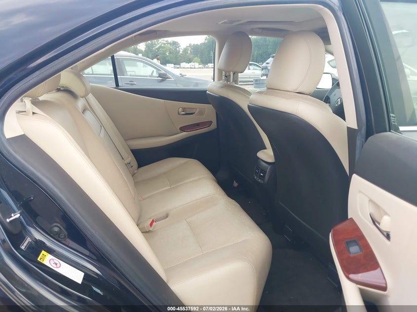 2010 Lexus Hs 250h VIN JTHBB1BA5A2022708 IAAI salvage auction — NORMAL WEAR, Clear (Alabama), sold $2,075 on 2026-07-22 (photo 8)