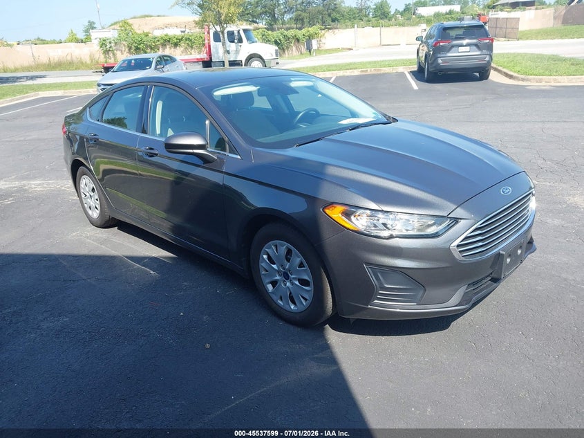 2019 Ford Fusion VIN 3FA6P0G7XKR273934 IAAI salvage auction — NORMAL WEAR, SF97 (Virginia), sold $11,975 on 2026-07-22 (photo 1)