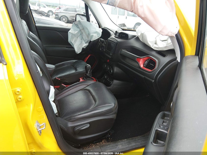 2017 Jeep Renegade VIN ZACCJBCB6HPF49100 IAAI salvage auction — RIGHT FRONT, Salvage (Pennsylvania), sold $975 on 2026-07-15 (photo 5)