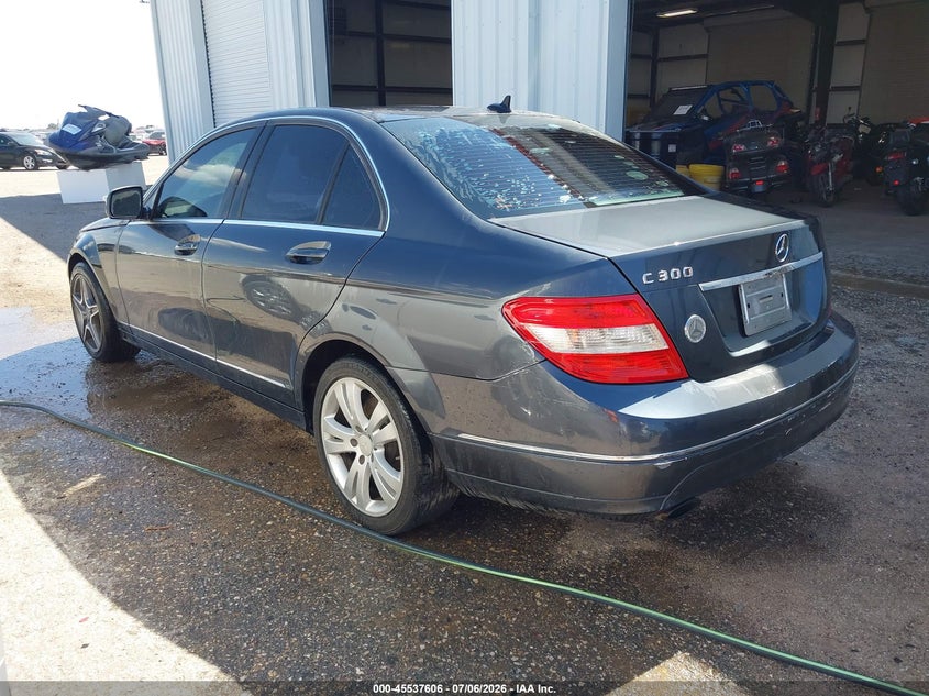 2009 Mercedes-benz C class VIN WDDGF54X89F211075 IAAI salvage auction — NORMAL WEAR, Original (Texas), sold $375 on 2026-08-04 (photo 3)