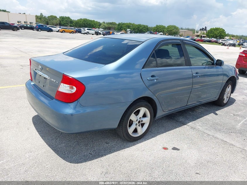 2002 Toyota Camry VIN JTDBE32K220109797 IAAI salvage auction — NORMAL WEAR, Salvage (Florida), sold $25 on 2026-07-30 (photo 4)