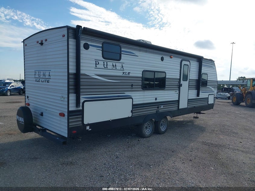 2022 Puma VIN 5ZT2PUPBXN4015378 IAAI salvage auction — INTERIOR BURN, Salvage (Texas), sold $975 on 2026-07-30 (photo 4)