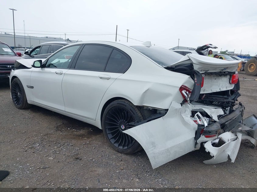 2012 BMW 7er VIN WBAKA8C56CC447024 IAAI salvage auction — REAR END, Mv-907A (New York), sold $1,450 on 2026-07-15 (photo 3)