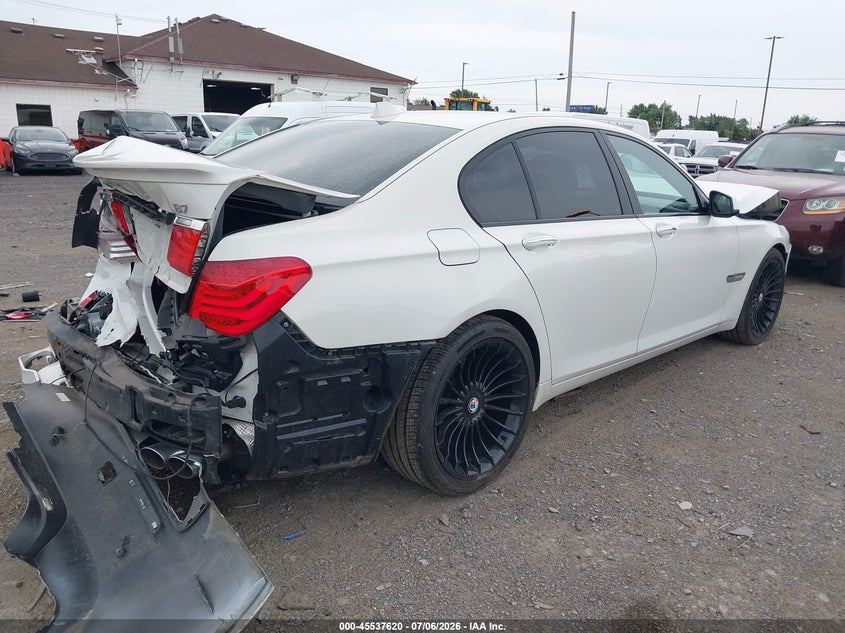 2012 BMW 7er VIN WBAKA8C56CC447024 IAAI salvage auction — REAR END, Mv-907A (New York), sold $1,450 on 2026-07-15 (photo 4)