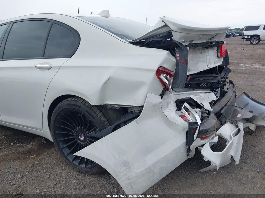 2012 BMW 7er VIN WBAKA8C56CC447024 IAAI salvage auction — REAR END, Mv-907A (New York), sold $1,450 on 2026-07-15 (photo 6)