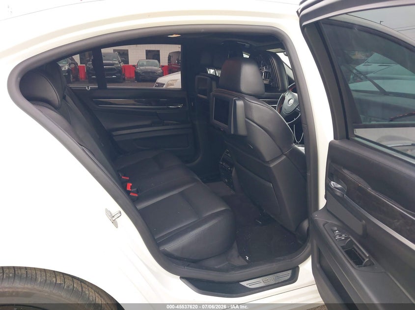 2012 BMW 7er VIN WBAKA8C56CC447024 IAAI salvage auction — REAR END, Mv-907A (New York), sold $1,450 on 2026-07-15 (photo 8)