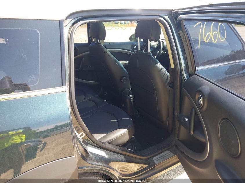 2013 Mini Countryman VIN WMWZB3C56DWM07203 IAAI salvage auction — NORMAL WEAR, Clear-Endorsement (Wisconsin), sold $775 on 2026-08-19 (photo 8)