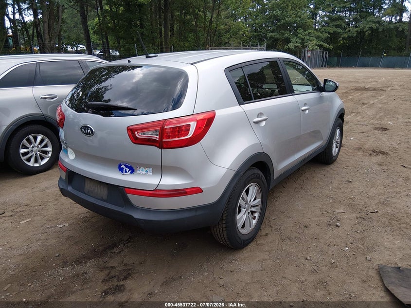 2011 Kia Sportage VIN KNDPB3A27B7043643 IAAI salvage auction — FRONT END, Clear (Virginia), sold $2,050 on 2026-07-19 (photo 4)