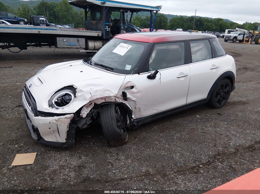 2024 Mini Hard top VIN WMW53DK04R2U33952 IAAI salvage auction — LEFT FRONT, Salvage Title, sold $3,900 on 2026-07-18 (photo 2)
