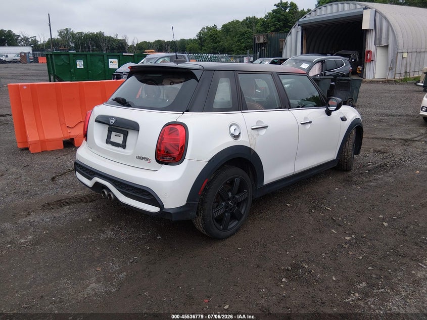 2024 Mini Hard top VIN WMW53DK04R2U33952 IAAI salvage auction — LEFT FRONT, Salvage Title, sold $3,900 on 2026-07-18 (photo 4)