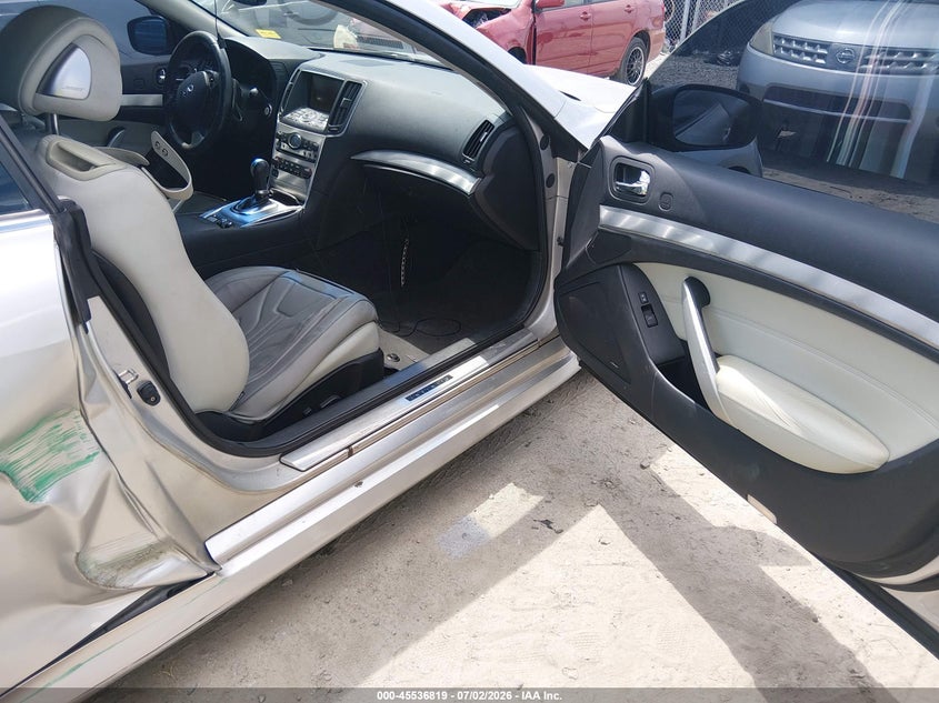 2012 Infiniti G VIN JN1CV6FE6CM200840 IAAI salvage auction — SIDE, Rebuildable (Florida), sold $525 on 2026-07-31 (photo 5)