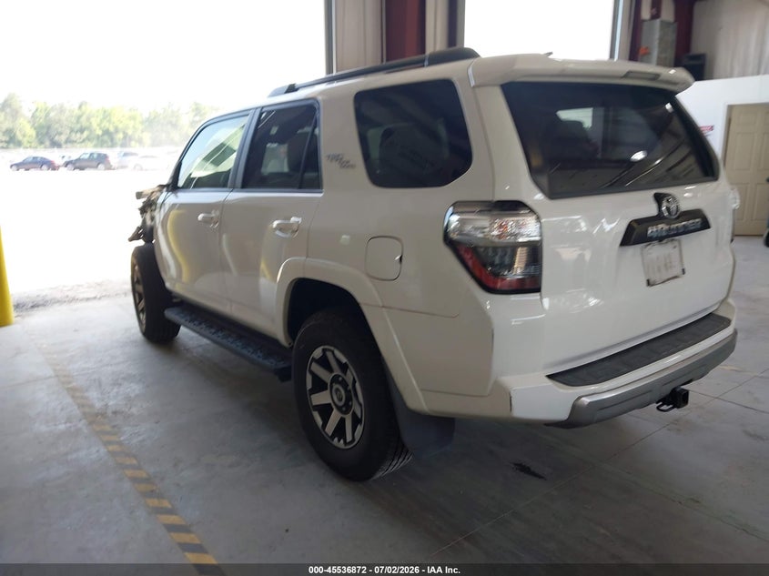 2021 Toyota 4runner VIN JTERU5JR3M5926628 IAAI salvage auction — SIDE, Salvage (Virginia), sold $18,000 on 2026-07-26 (photo 3)