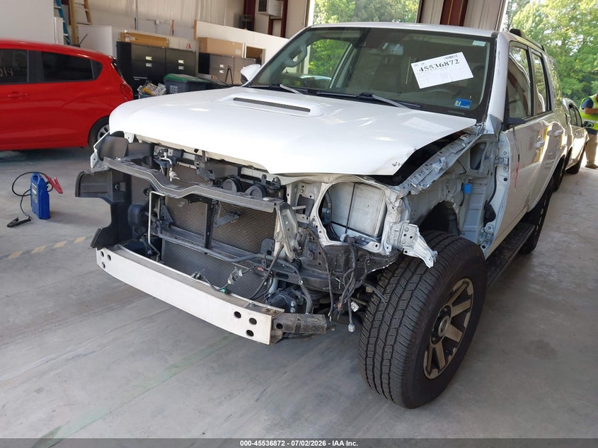 2021 Toyota 4runner VIN JTERU5JR3M5926628 IAAI salvage auction — SIDE, Salvage (Virginia), sold $18,000 on 2026-07-26 (photo 6)