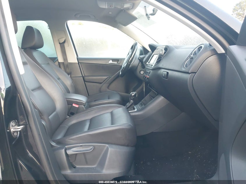 2015 Volkswagen Tiguan VIN WVGAV7AX1FW567166 IAAI salvage auction — FRONT END, Salvage (Alabama), sold $1,550 on 2026-08-03 (photo 5)