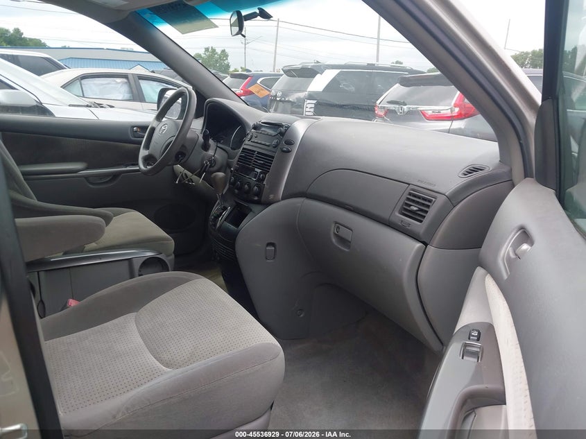2008 Toyota Sienna VIN 5TDZK23C38S211317 IAAI salvage auction — NORMAL WEAR, Original (Ohio), sold $150 on 2026-07-21 (photo 5)